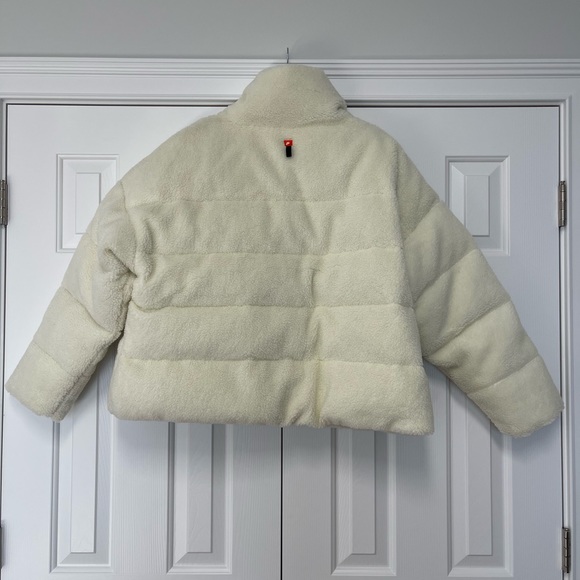 Nike City Series Therma-FIT Down Fleece Jacket - Picture 12 of 14